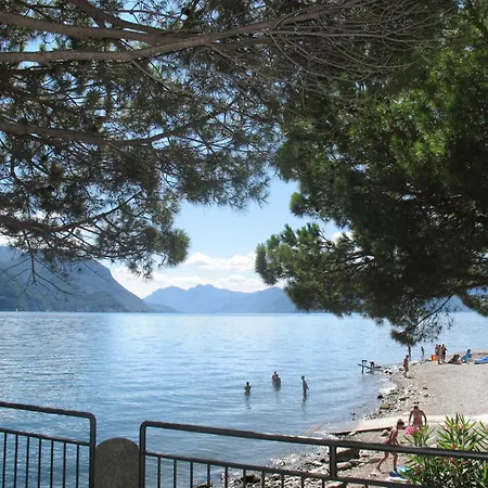 Piazza San Giuseppe-5 By Interhome Appartamento *